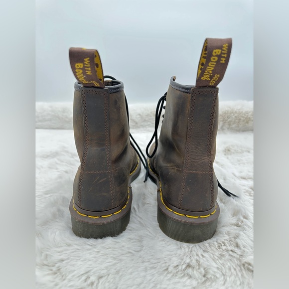 Dr. Martens 11822 Tan/Brown Leather Boots Women’s 8 39 EU NWOT - Picture 5 of 12